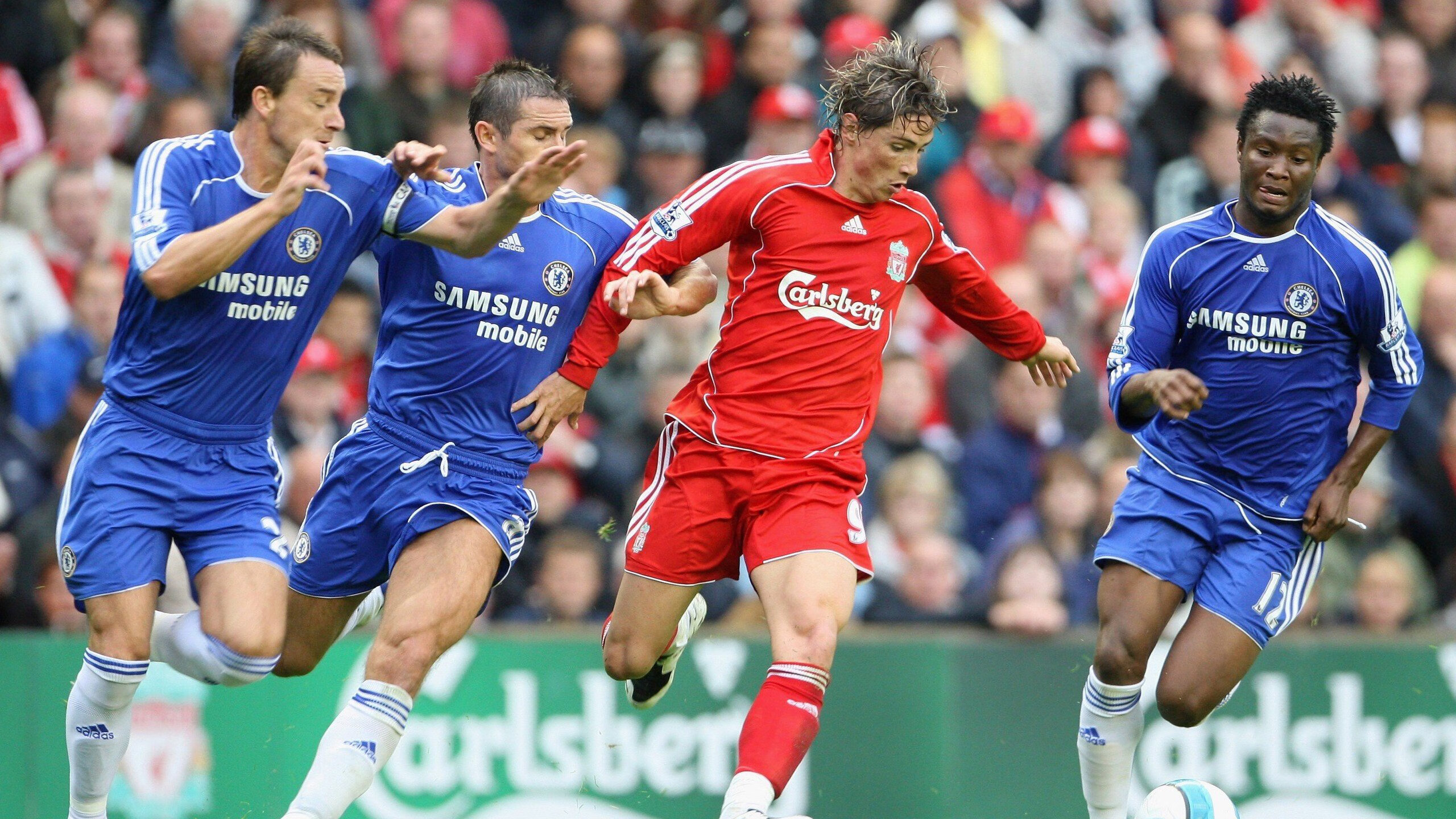 西甲联赛：马德里双雄鏖战，积分拉锯战进入最后冲刺，西甲马德里德比直播